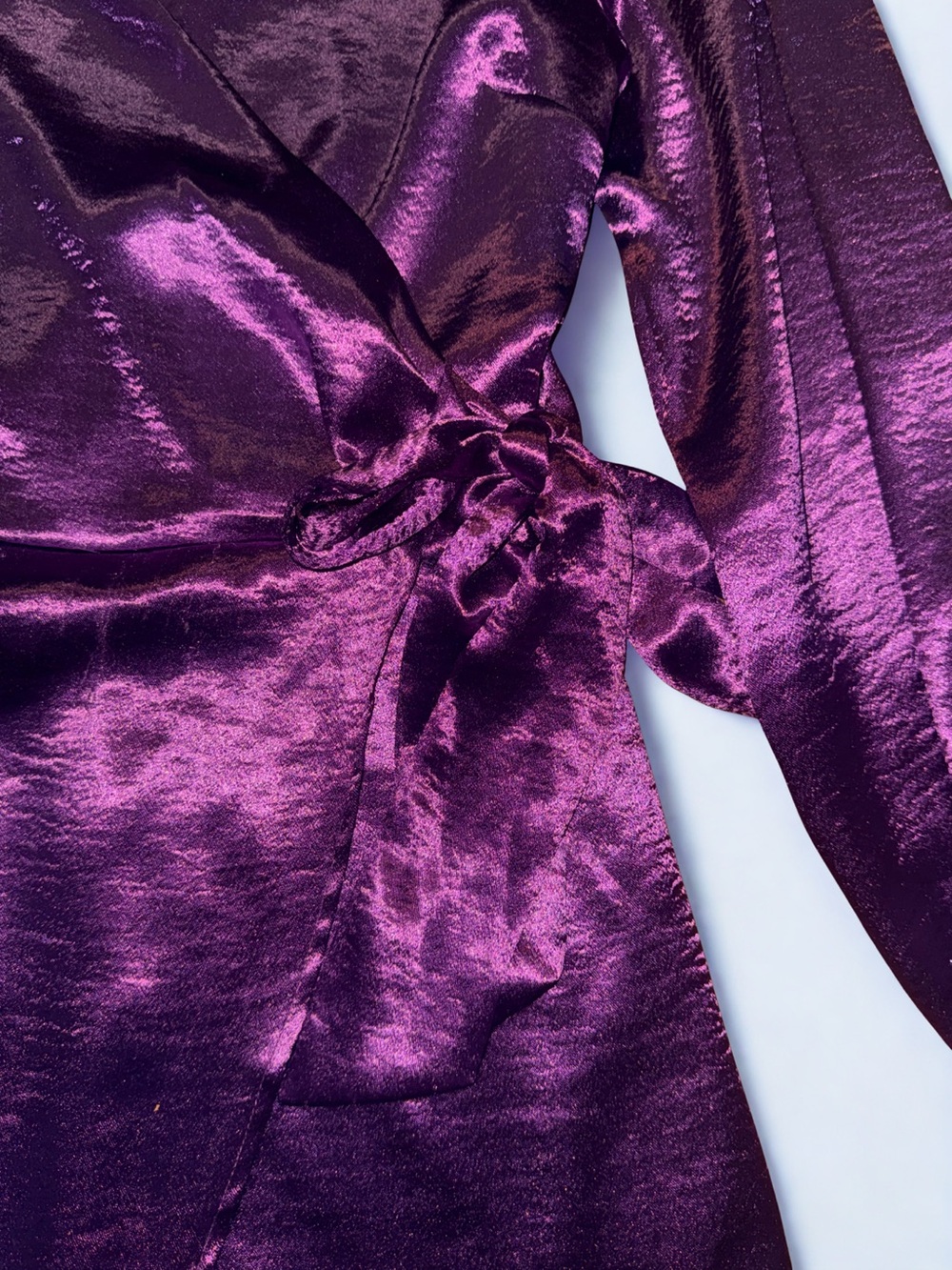She + Sky Plum Purple Metallic Wrap Romper Long Sleeve Tie Waist Size L NWOT - Picture 3 of 6